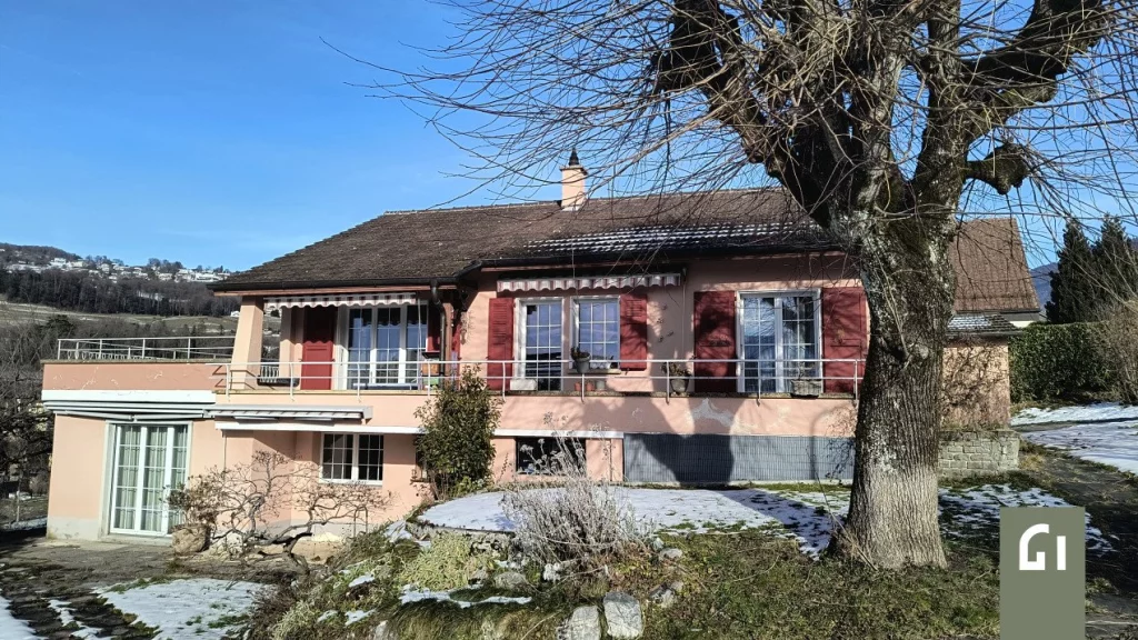 Maison familiale avec appartement 2.5 pièces indépendant